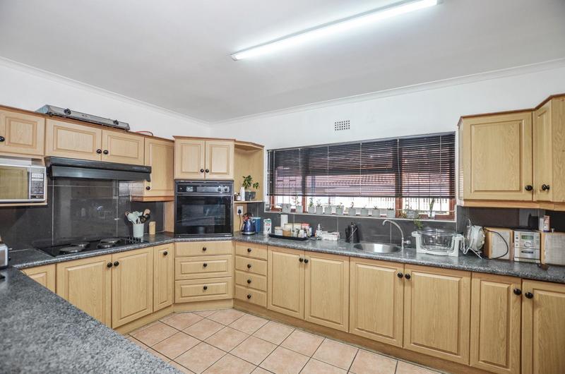 6 Bedroom Property for Sale in De Tijger Western Cape